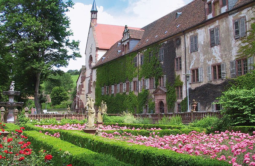 Frauen-Auszeit „Achtsamkeit in Kloster Bronnbach“